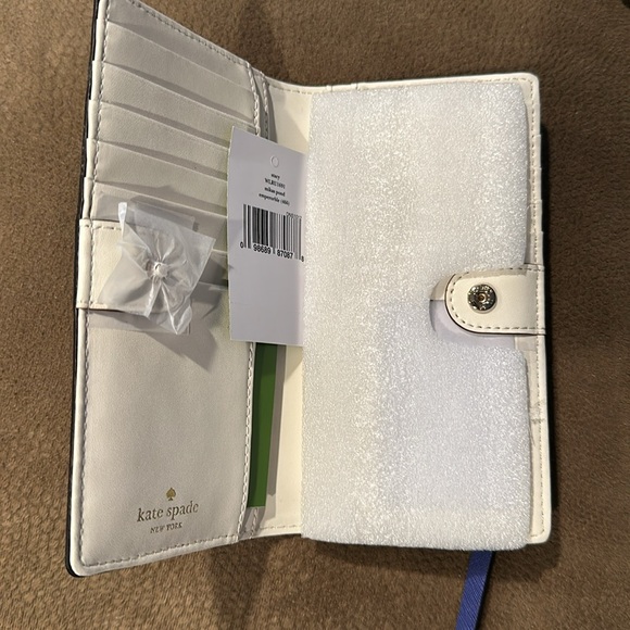 Kate spade wallet - Picture 2 of 3